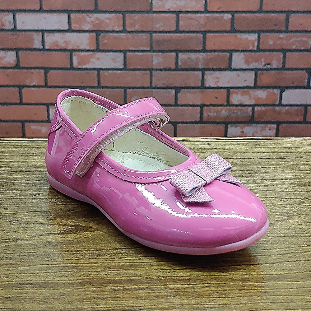Dogi® Girls Raspberry Pink Patent Leather Flats